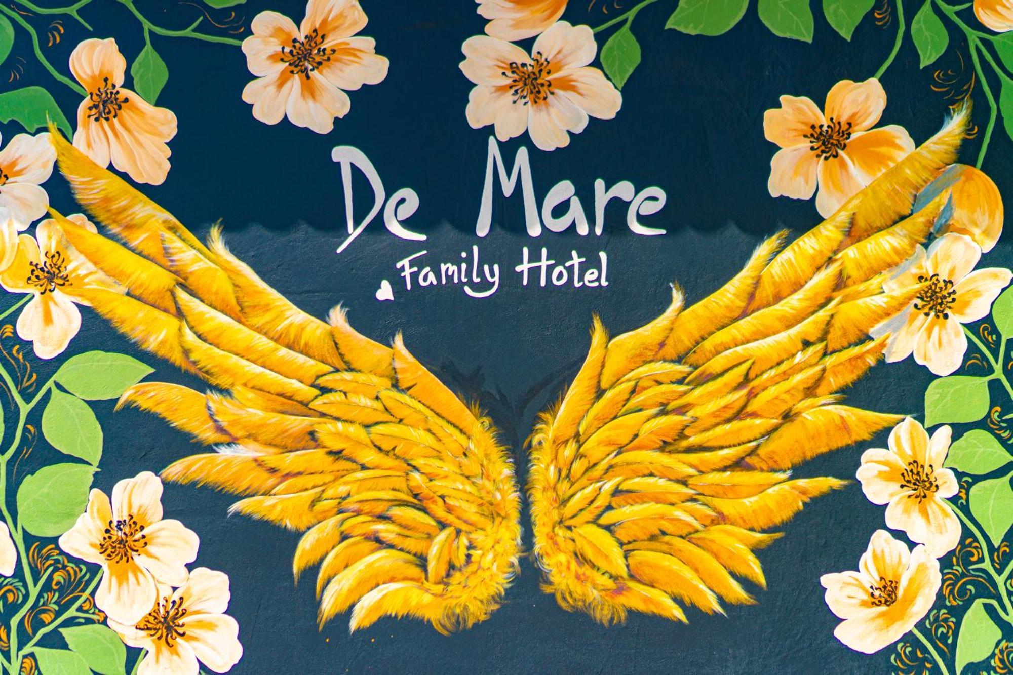 De Mare Family Hotel โคนัคคลึ ภายนอก รูปภาพ